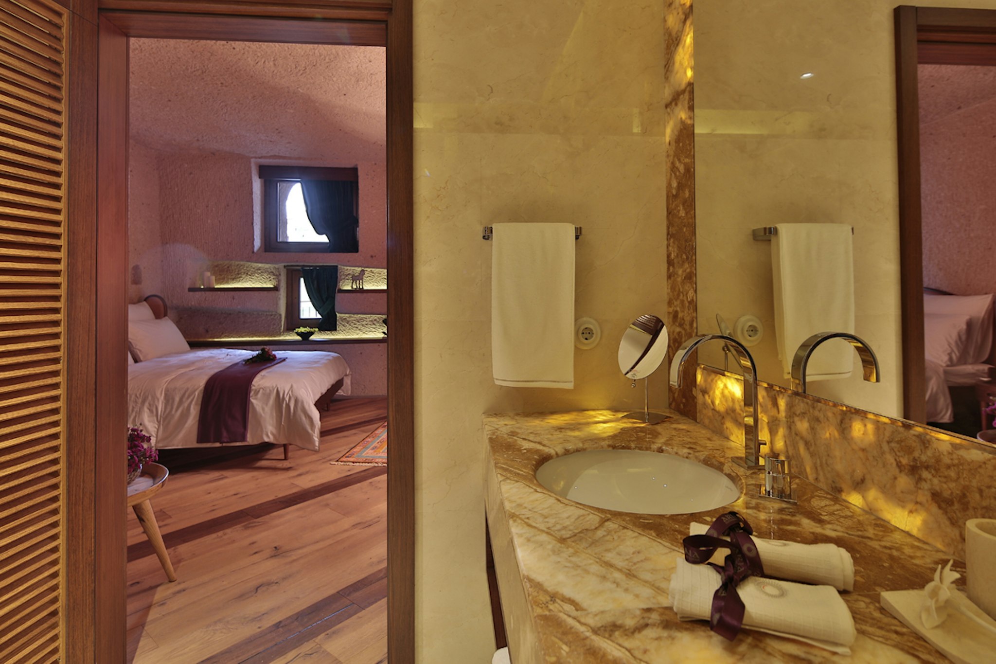Ariana Sustainable Luxury Lodge 50/50