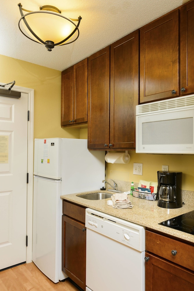 TownePlace Suites Bowie Town Center 24/28