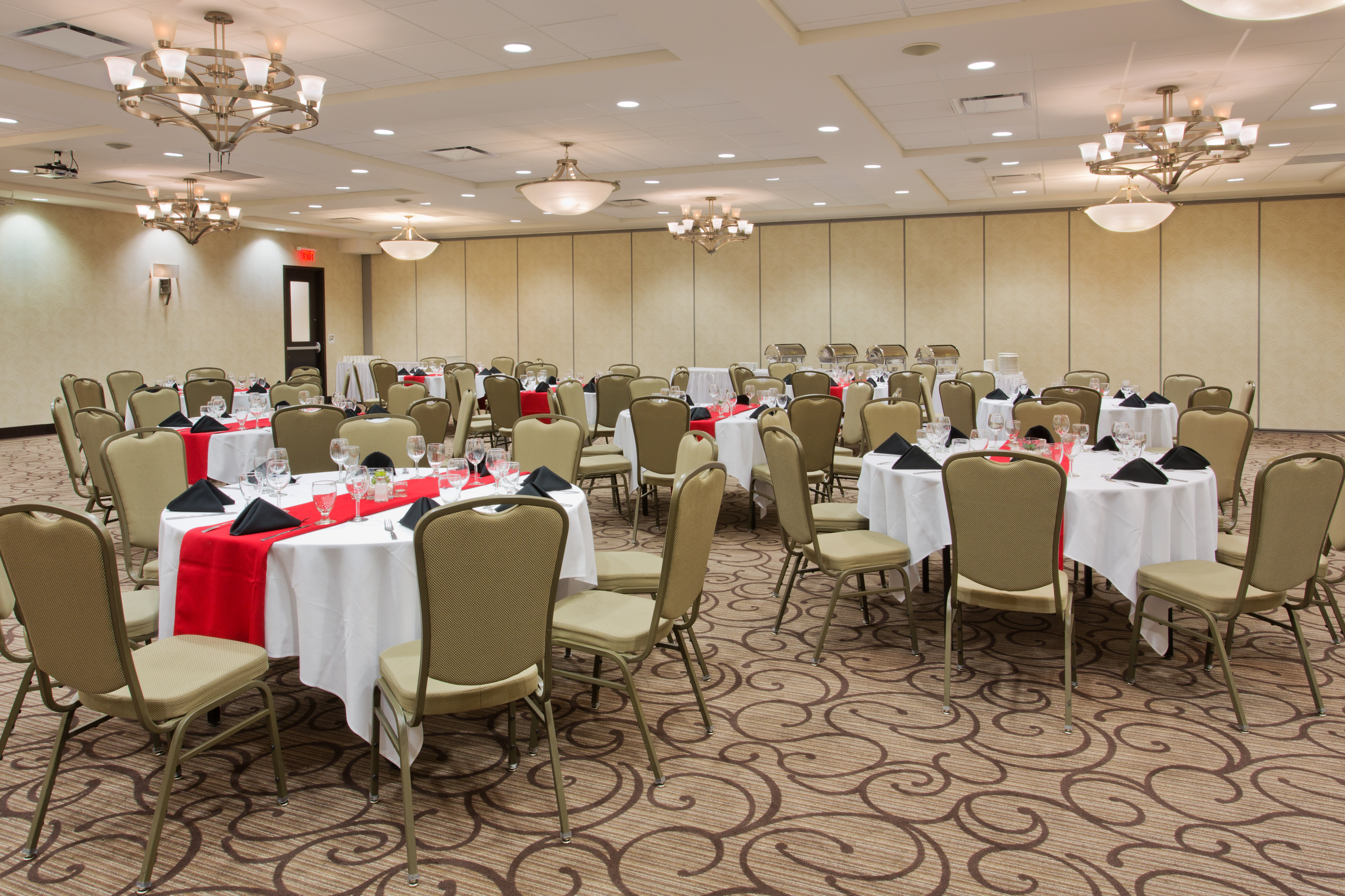 Holiday Inn Red Deer South 67/76