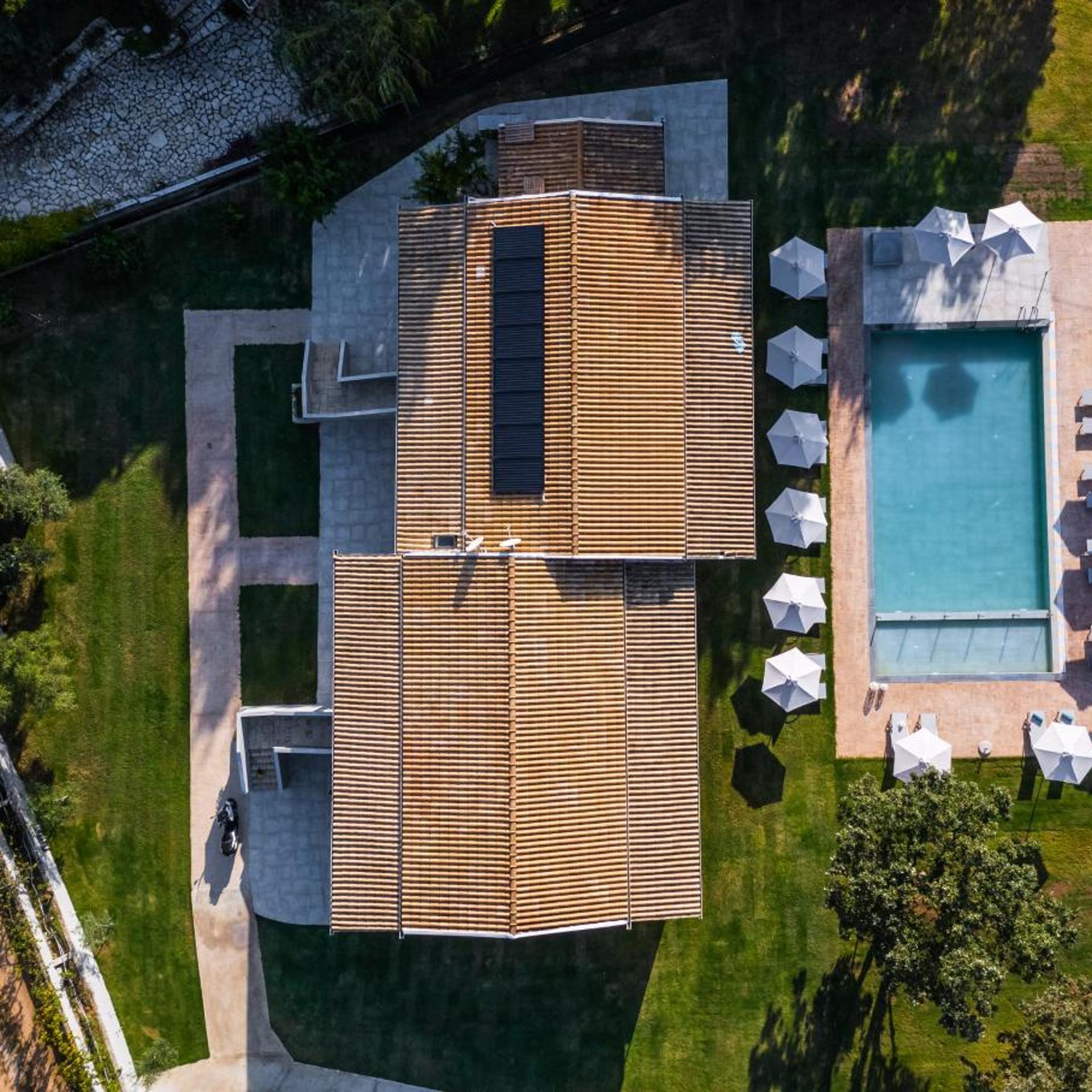 Karavos Apartments 4/57