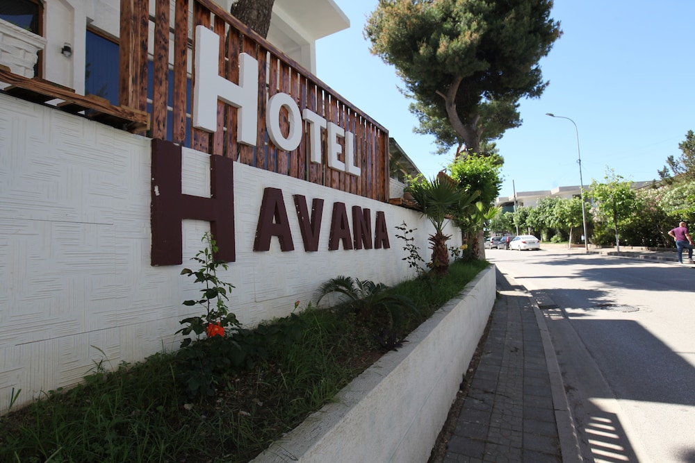 Hotel Havana 13/64