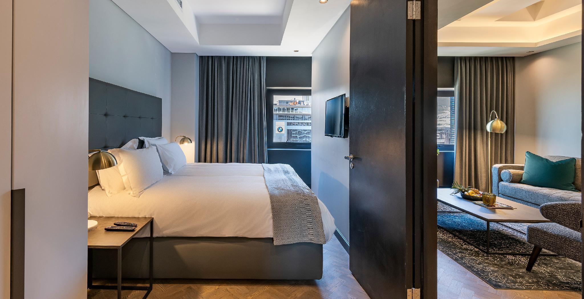 1 BEDROOM, DELUXE, SUITE