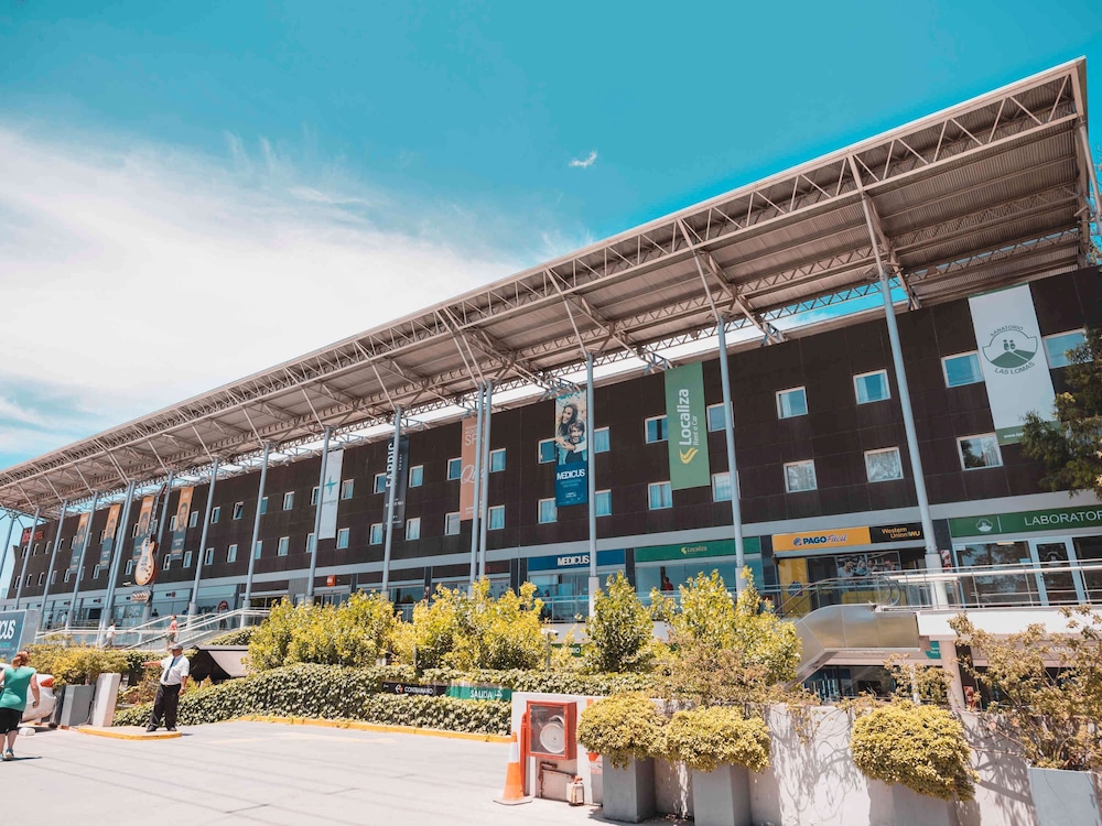 Ibis Pilar 3/63