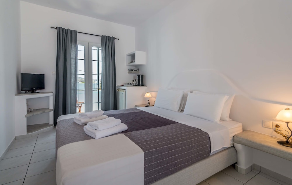 SUPERIOR, DOUBLE BED