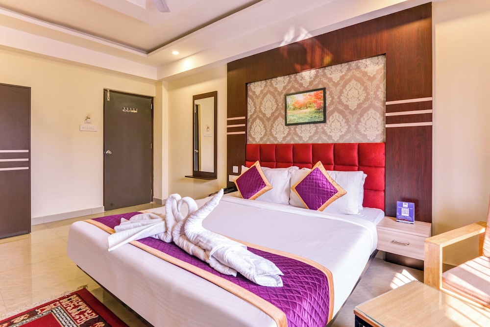 2 Bedrooms, Family, 1 Single and 2 Queen Beds