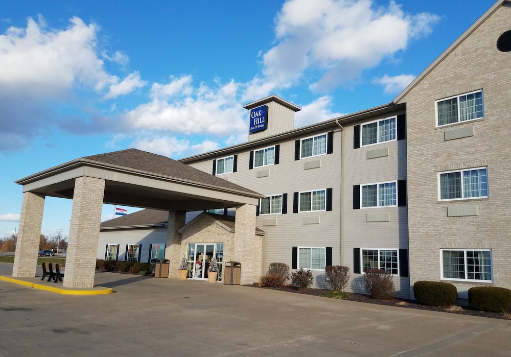 Oak Hill Inn and Suites 57/62