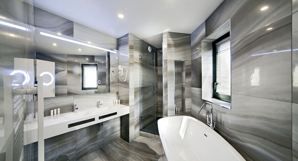 Mercure Paris Nanterre 43/48