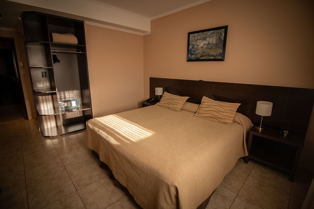 Hathor Concordia Hotel 5/22