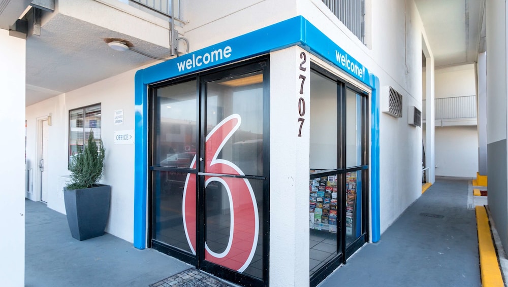 Motel6 Austin, TX - Airport - South 15/58