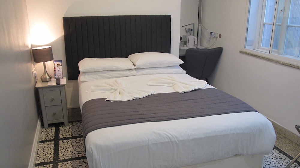 Alhambra Hotel 21/50