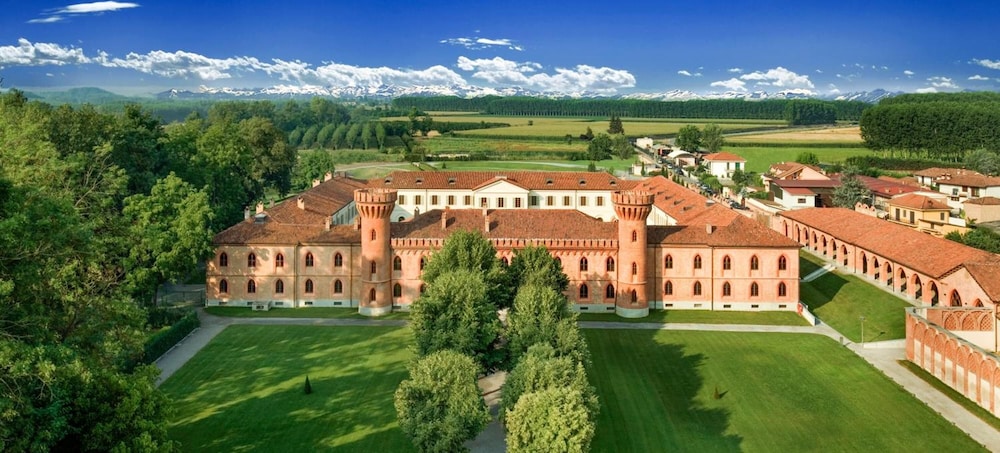 Albergo dell Agenzia 66/76