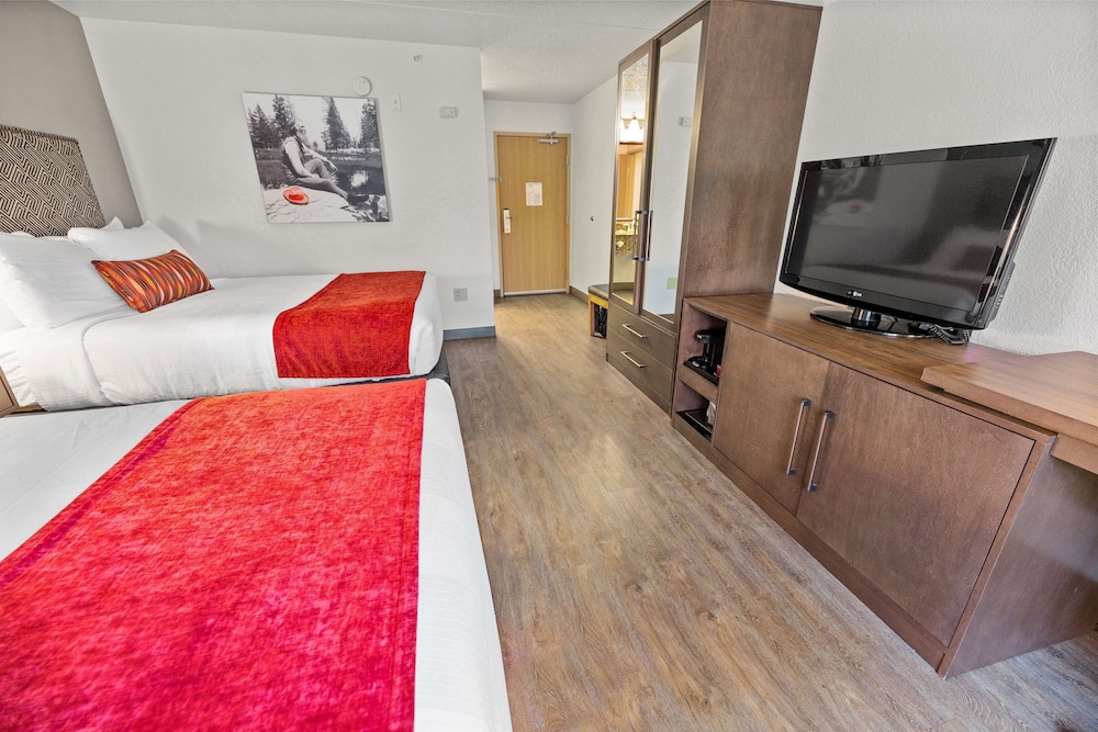 Best Western Plus McCall Lodge & Suites 42/46