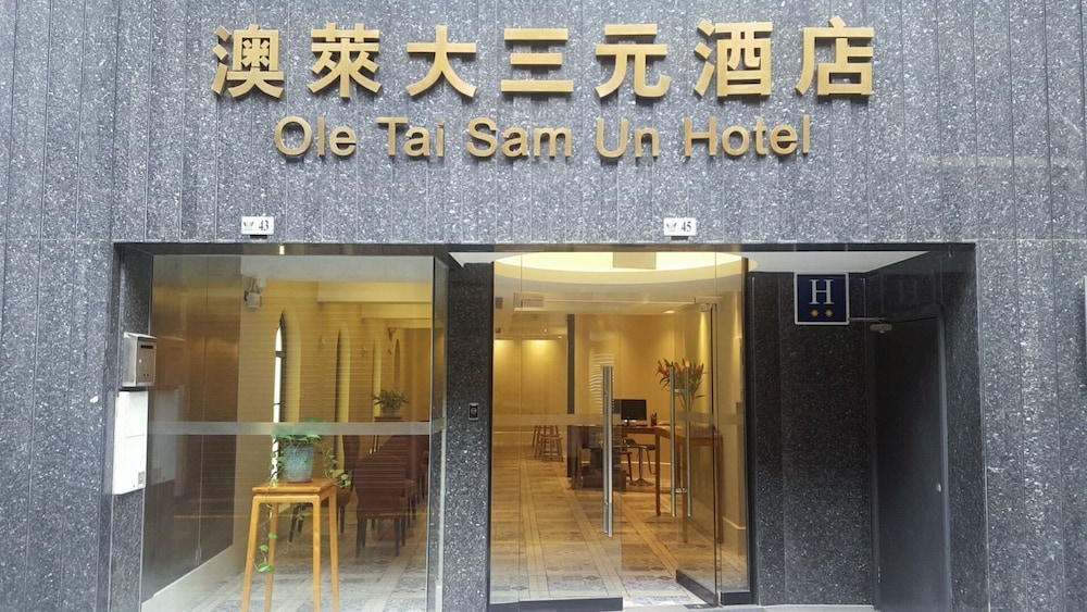 hotel