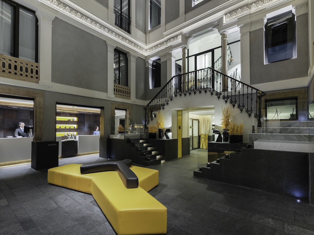 H10 Urquinaona Plaza Hotel 48/72