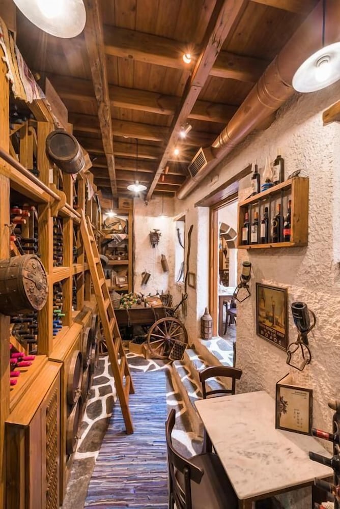 Koukos Rhodian Guesthouse - Adults Only 40/50