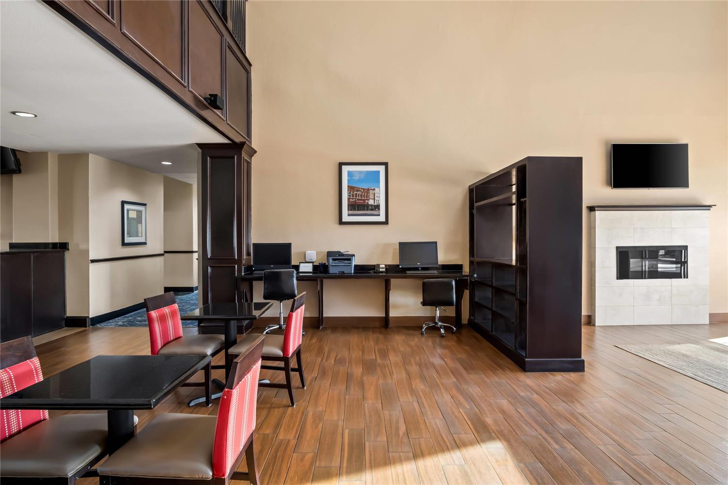 Comfort Suites Waxahachie - Dallas 18/18