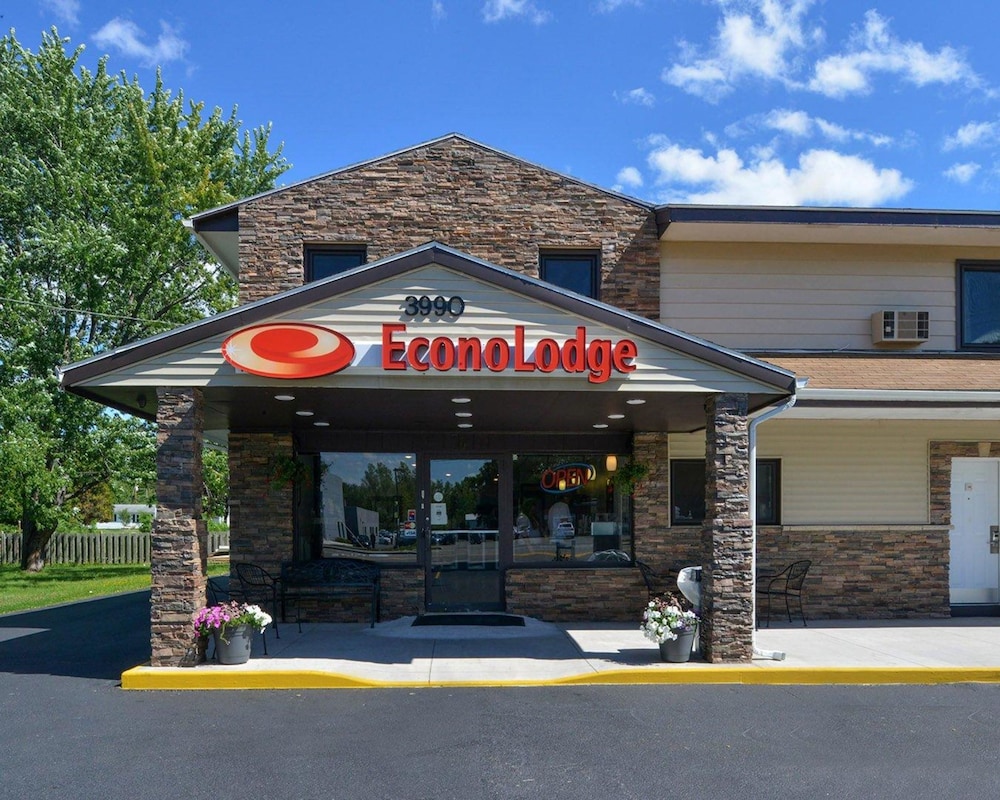 Econo Lodge Rochester I-90 & I-390 1/40