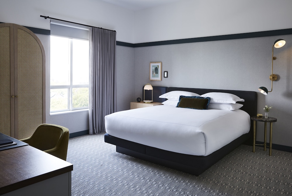 Room, King Bed