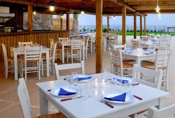 Kinetta Beach Resort Spa 40/56