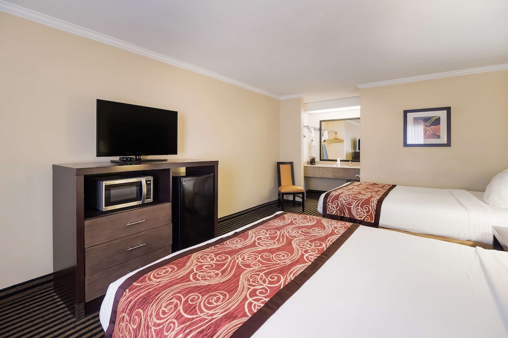 Best Western Mckenzie 15/34