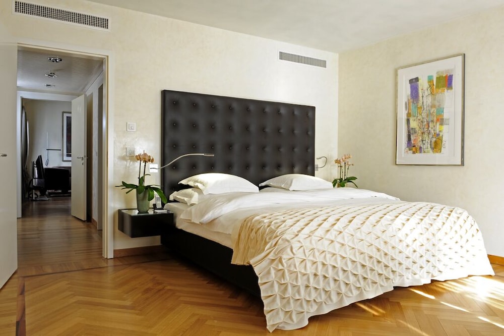 Widder Hotel 17/92