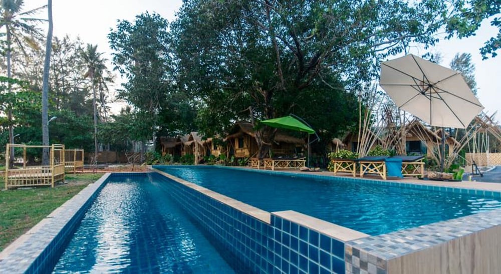 Anyavee Krabi Beach Resort 54/61