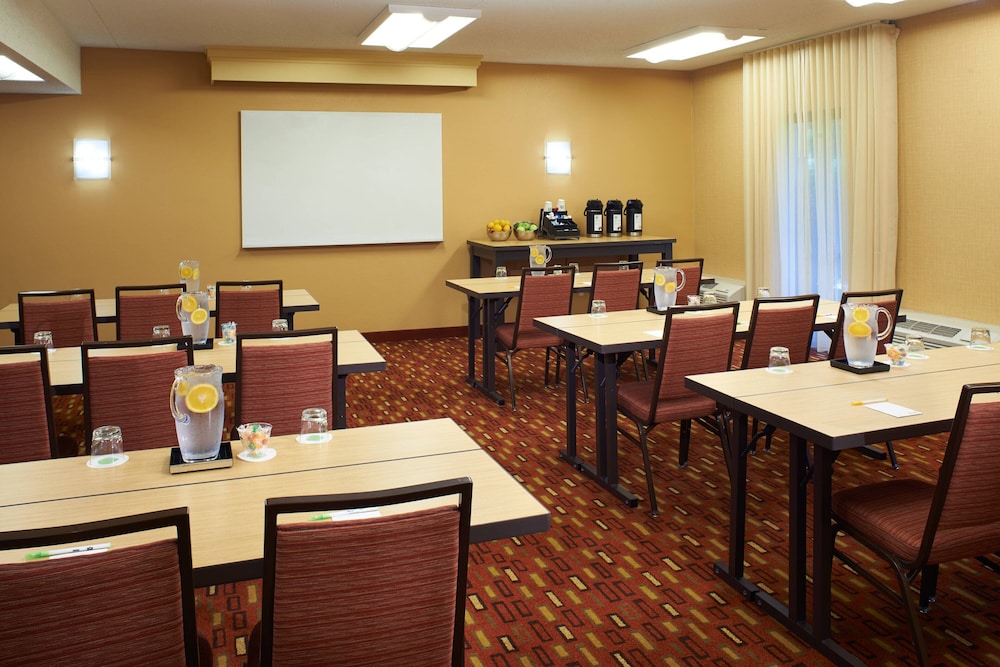 Courtyard by Marriott Lexington North 38/45