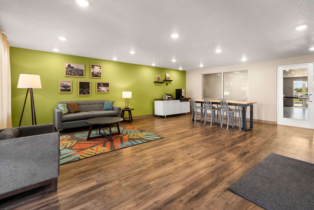 WoodSpring Suites Bowling Green I-65 6/15