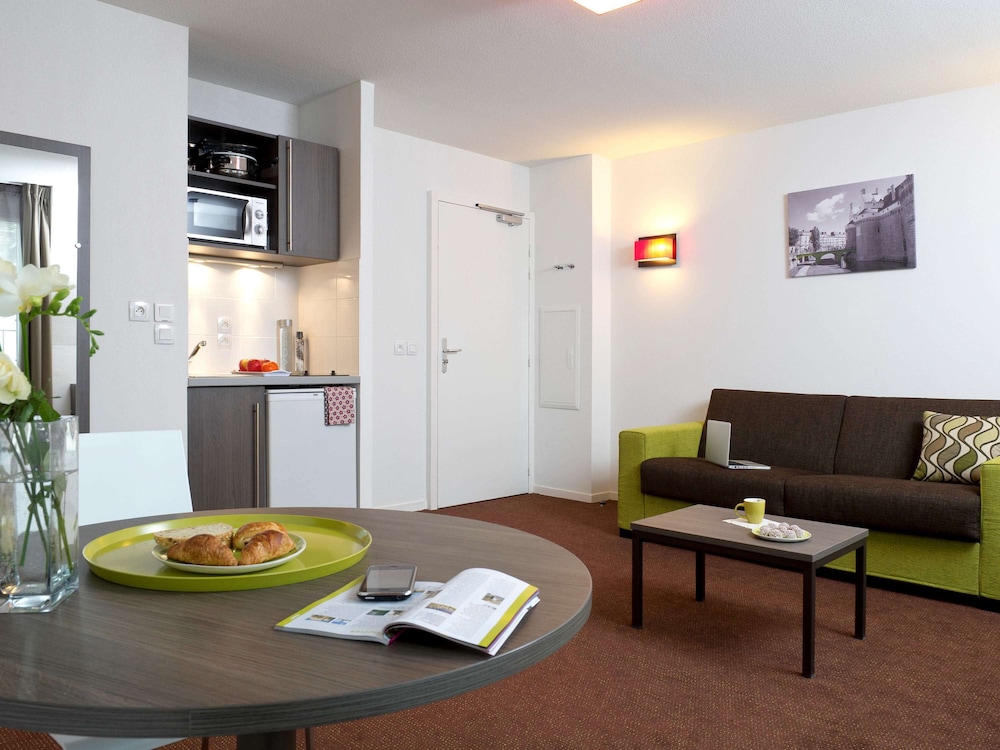 Aparthotel Adagio Access Nantes Viarme 40/68