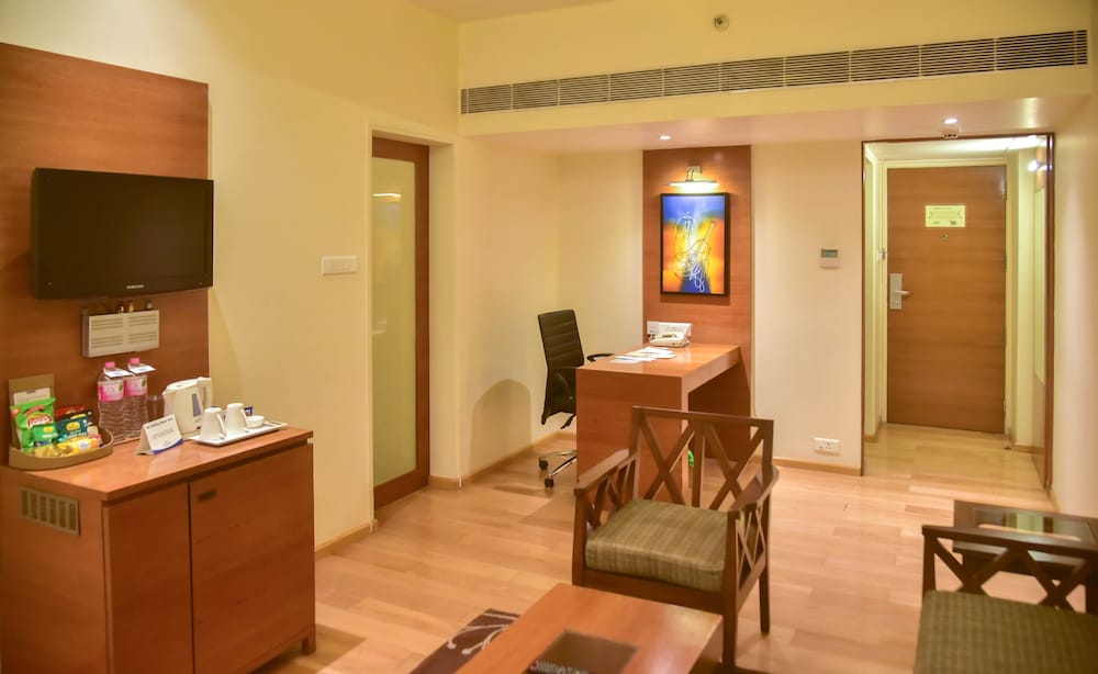 Lemon Tree Hotel Chinchwad Pune 34/56
