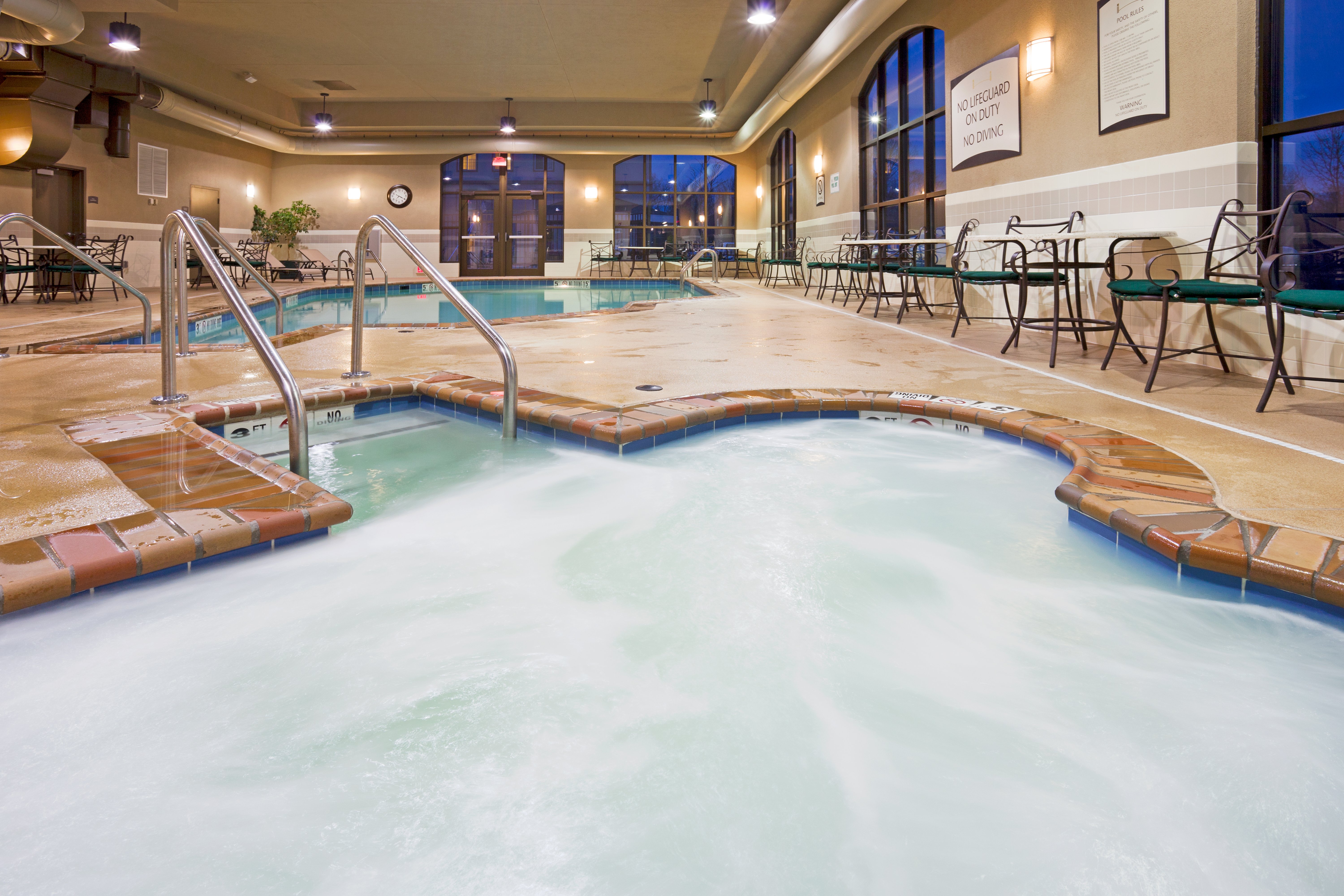 Staybridge Suites Milwaukee Airport South 23/53