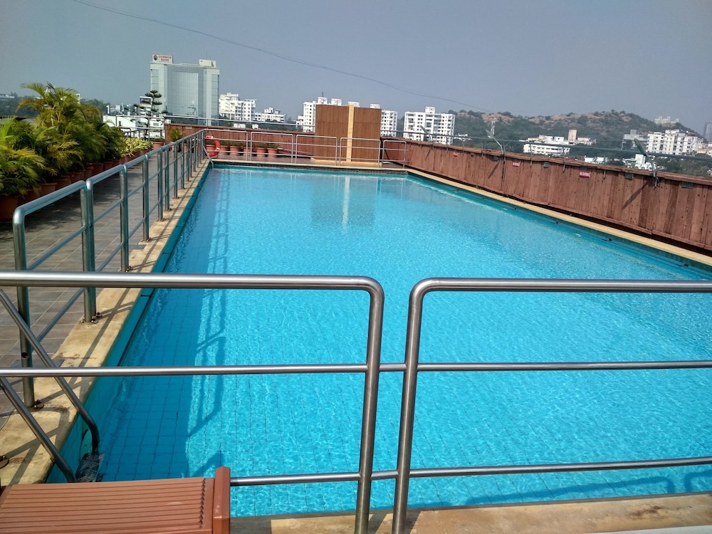 E Square the Fern Pune 23/50
