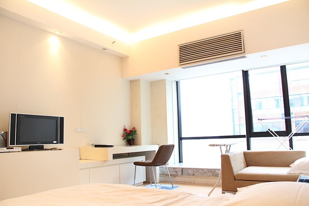 Private-Enjoyed Home ApartHotel - R&amp;F Stanley Apartment 33/50