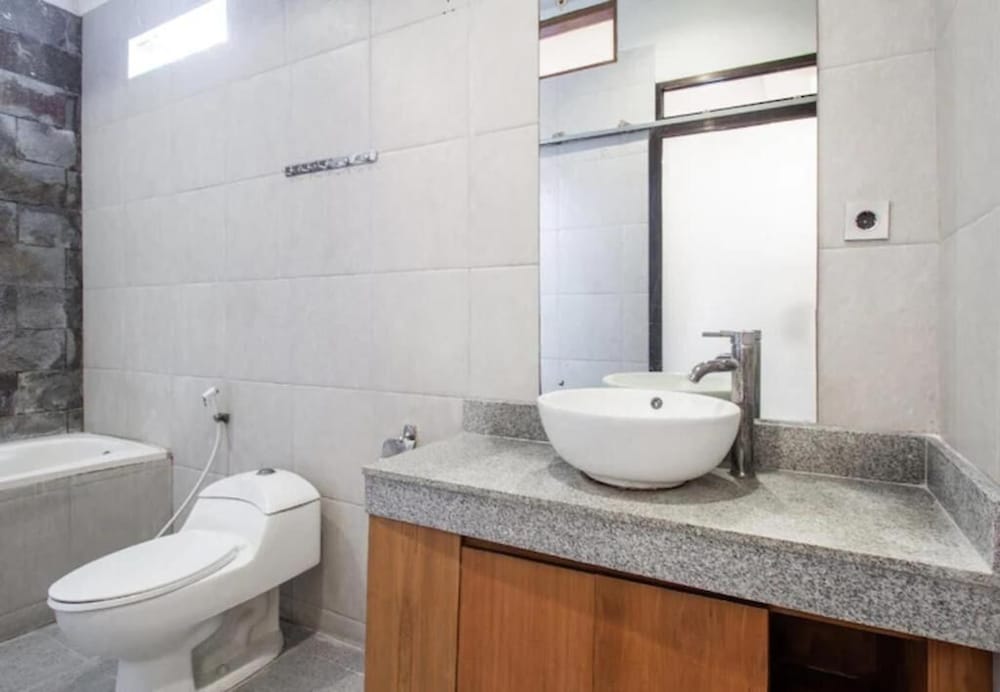 Saren Guest House Bali 56/59