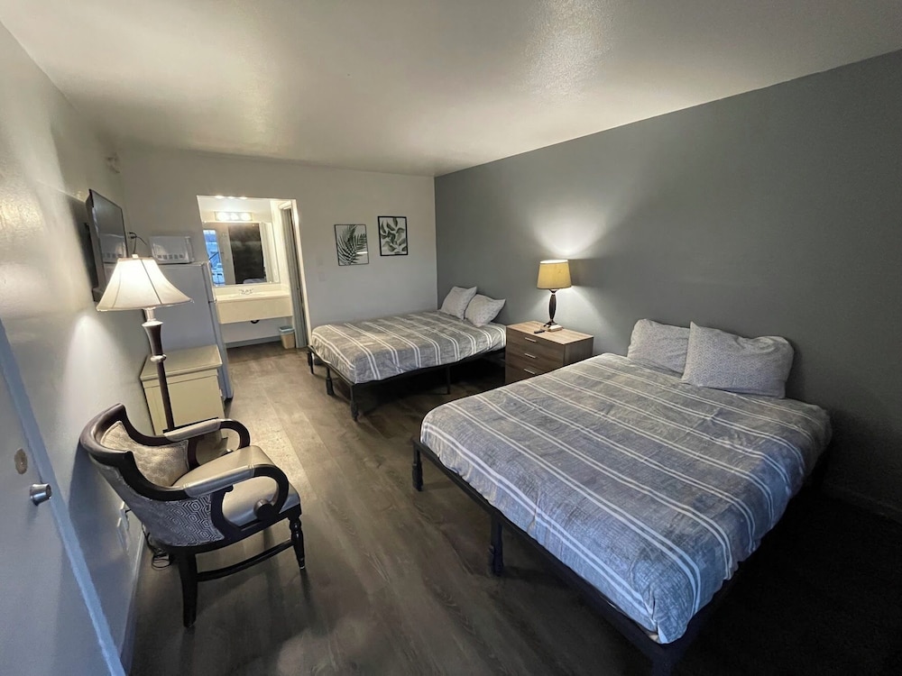 Travel Inn Lewiston 3/8