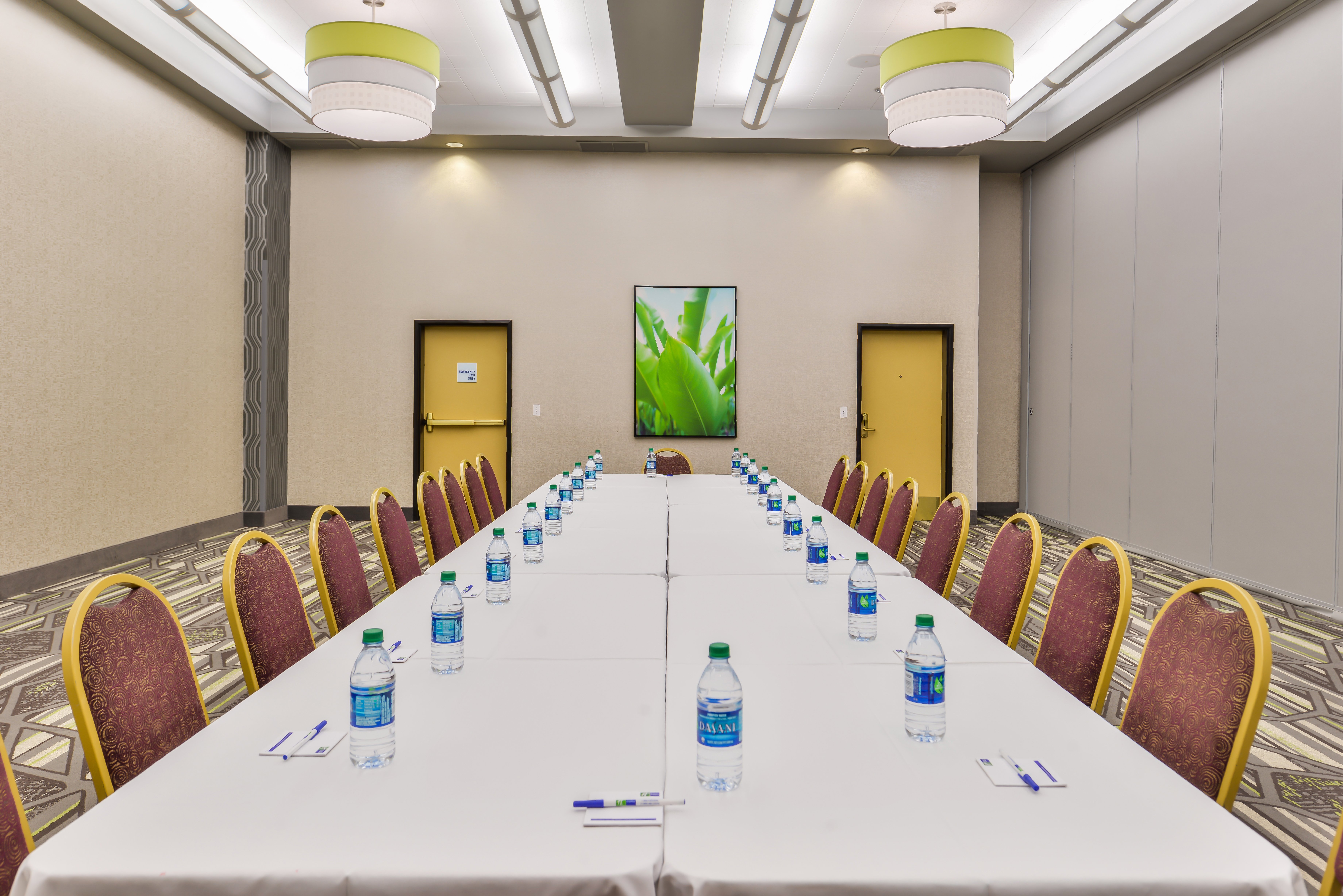 Holiday Inn Express Hotel Suites Elk Grove Ctrl Sacramento S An Ihg Hotel 32/42