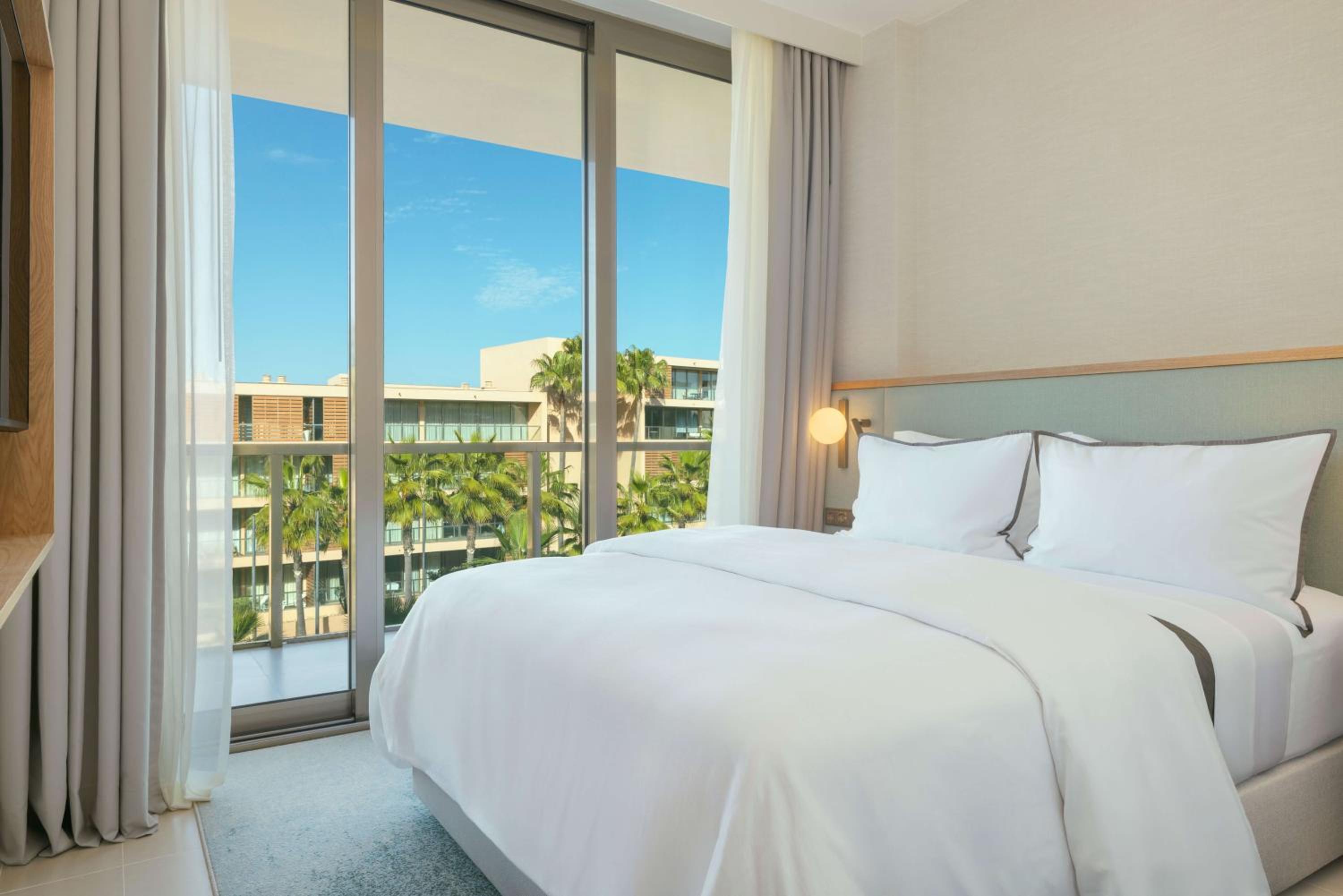 3 Bedrooms, Suite, Resort View, Balcony