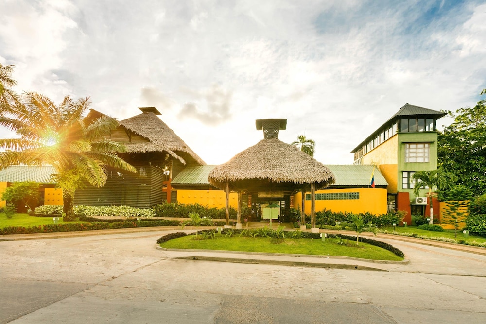 Decameron Decalodge Ticuna 6/48