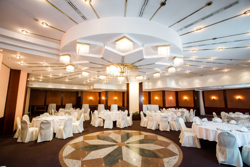 Rahat Palace Hotel 52/75
