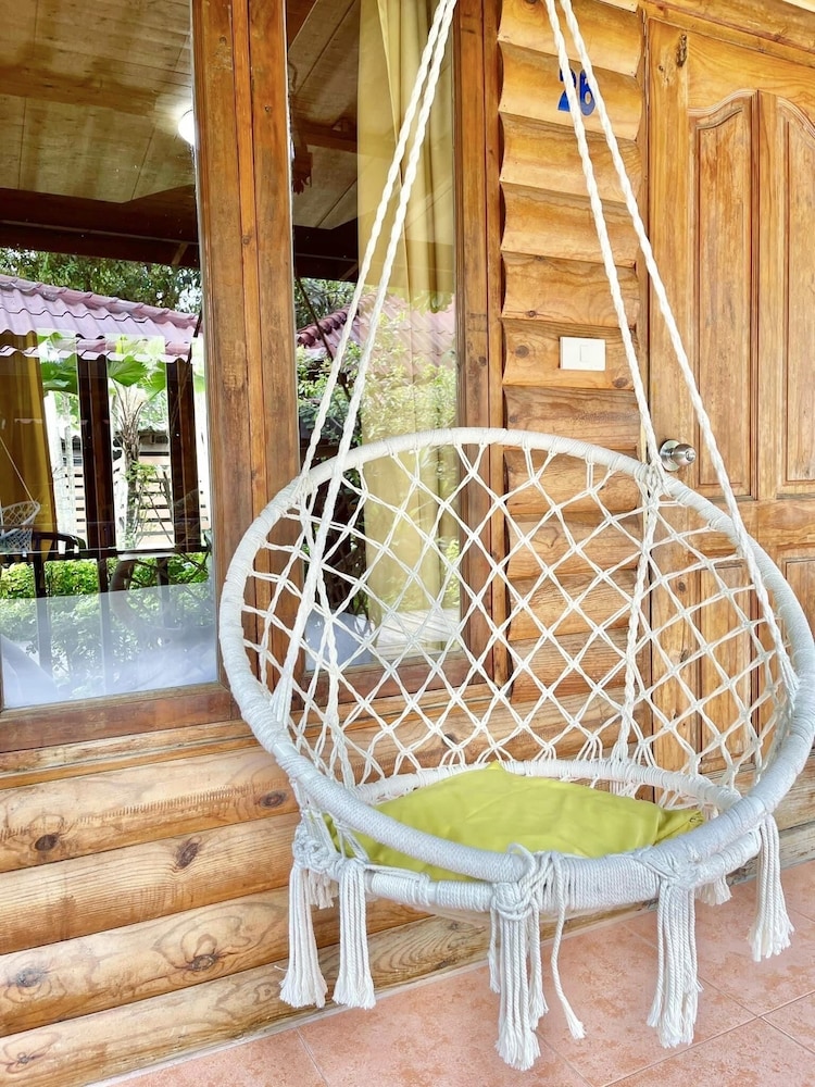 Tonsak Resort 51/57