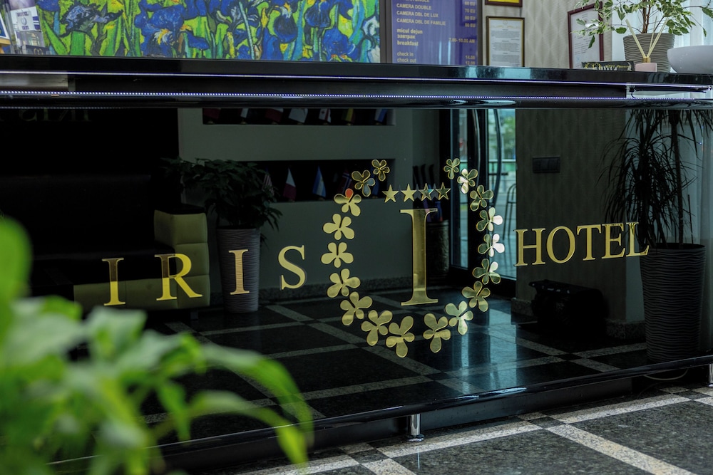 IRIS HOTEL 3/50