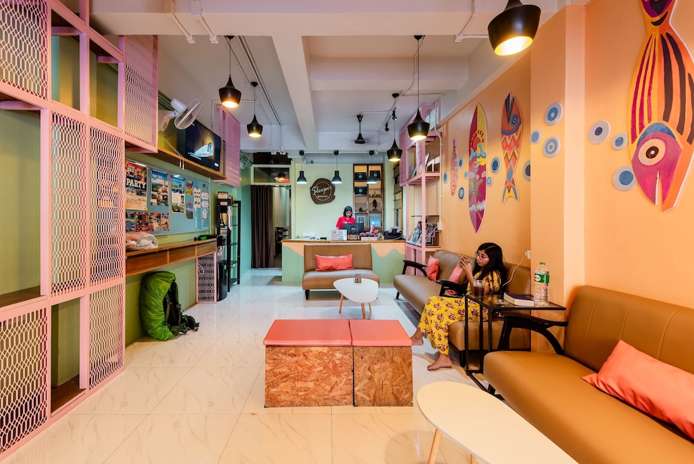 Sleeper Hostel 33/50