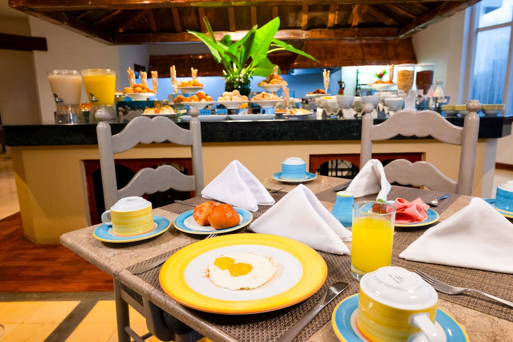 Hotel Almirante Cartagena Colombia 57/75