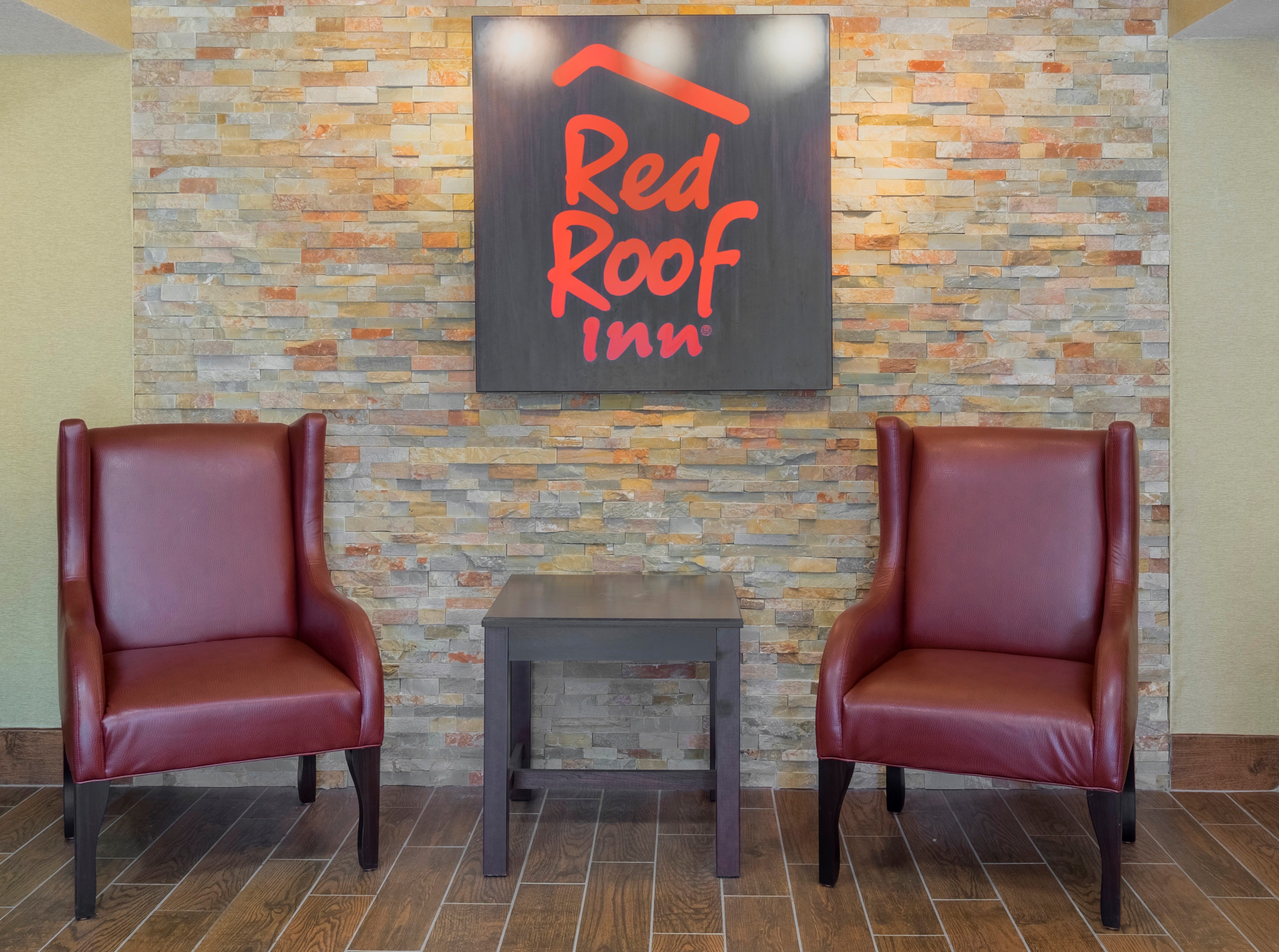 Red Roof Inn Jacksonville Airport Hotel 8/8