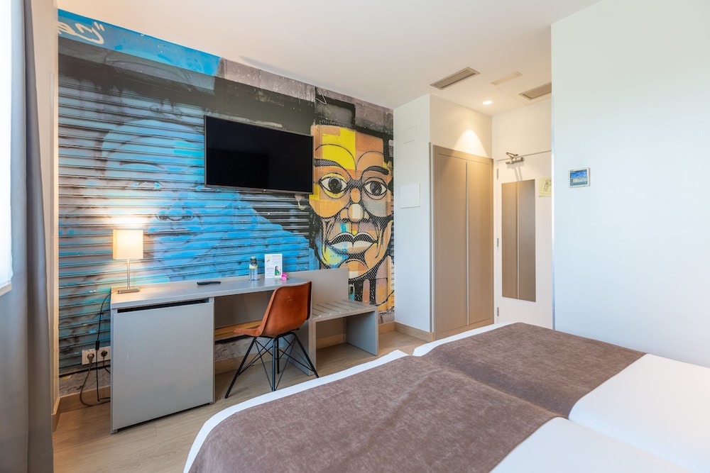 Colectia Hotel Urumea 6/76