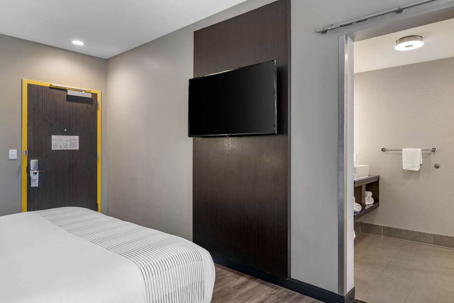 Glo Best Western Savannah-Gateway I-95 5/10