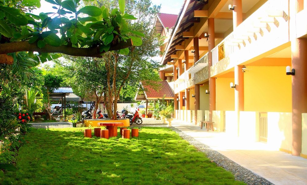 Panglao Island Franzen Residences 24/42