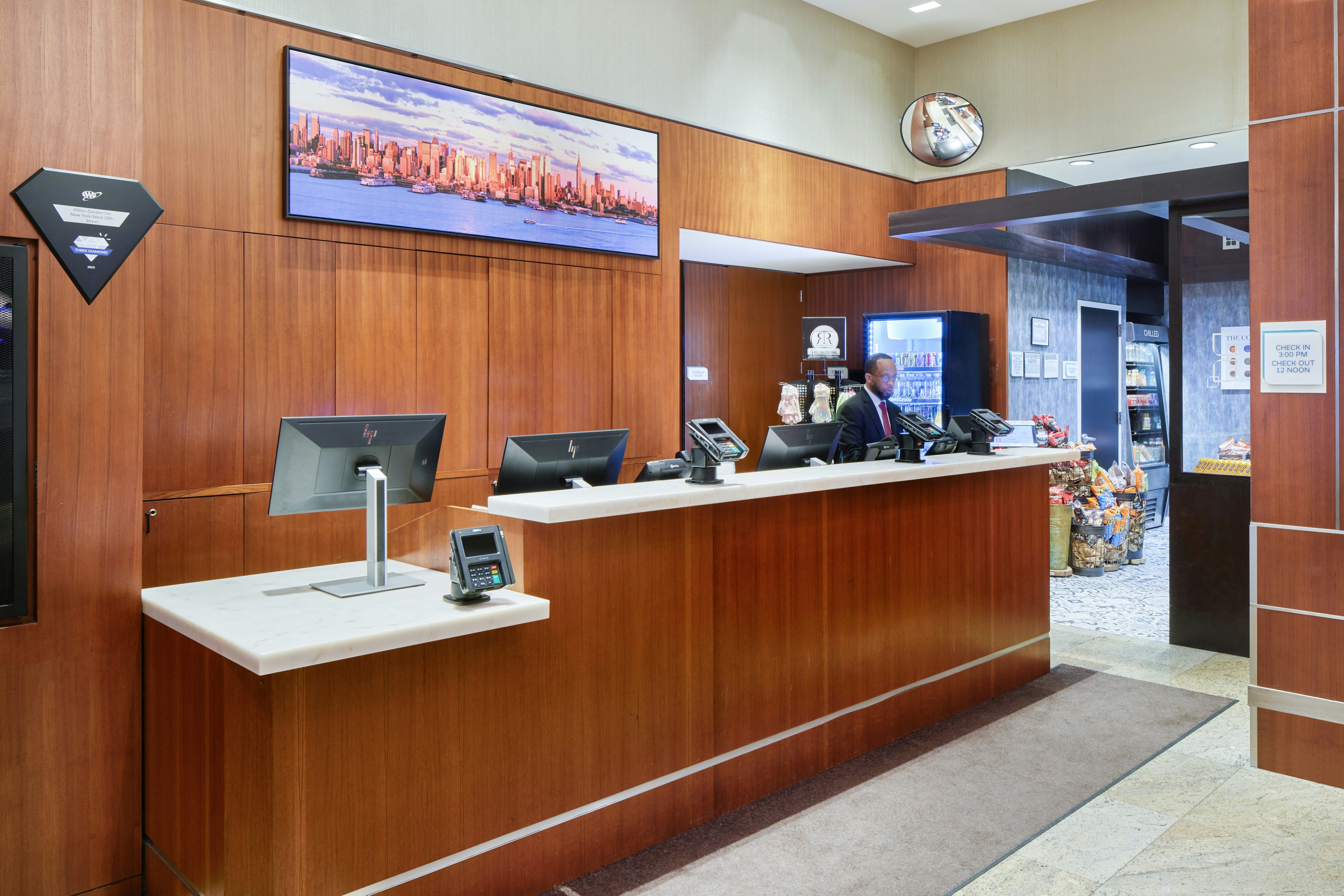 Hilton Garden Inn New York West 35th Street 8/56