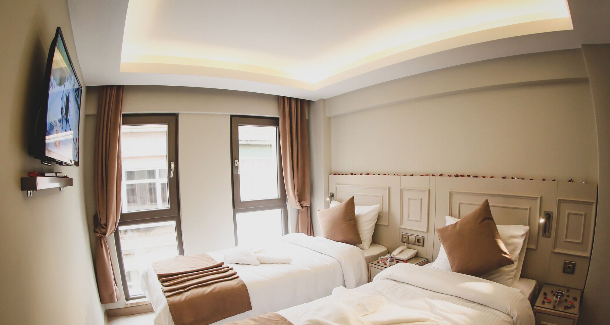 ECONOMY, TWIN BEDS