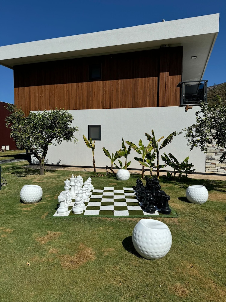 Batihan Vadi Hotel 86/89
